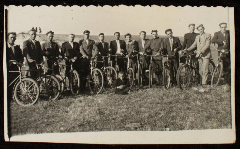 Photograph of men with bicycles, 1945 (EAP1511/1/5/22)